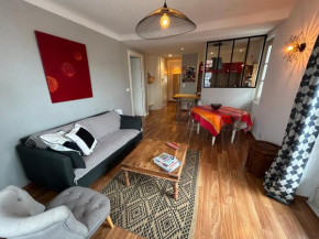 Appartement central à Saint-Jean-de-Luz, proche plage & port - FR-1-239-1090